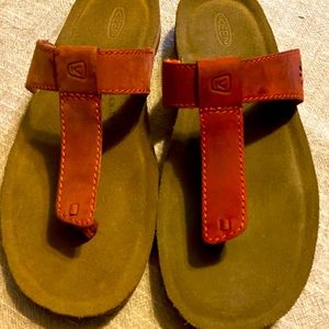 New WOT Keen 7 1/2 sandals